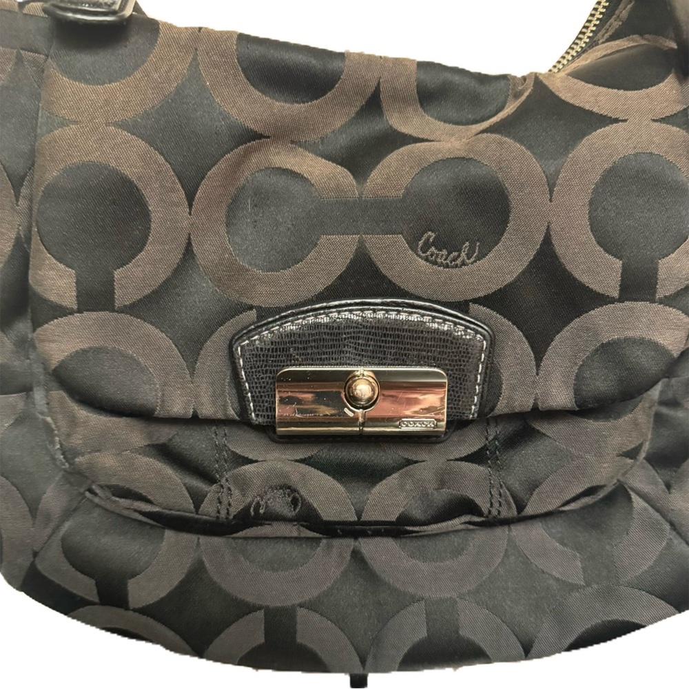 Authentic Coach Signature Nylon Shoulder Bag - Picture 3 of 14